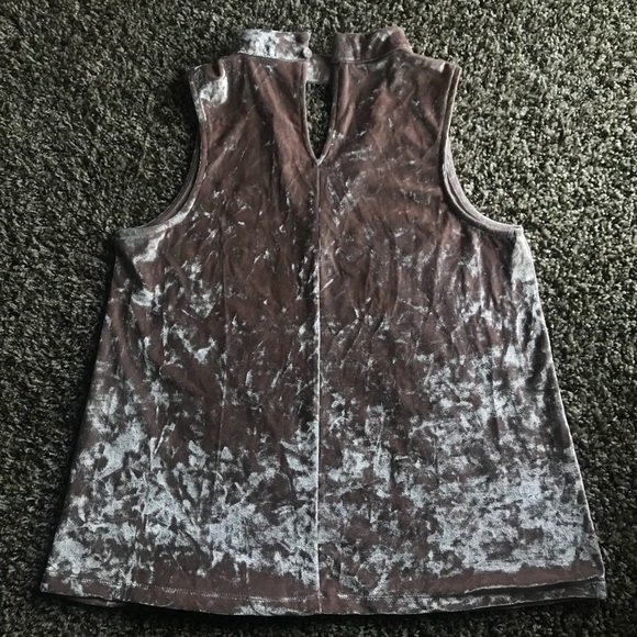 🔮Velvet Tank🔮 - Picture 4 of 5